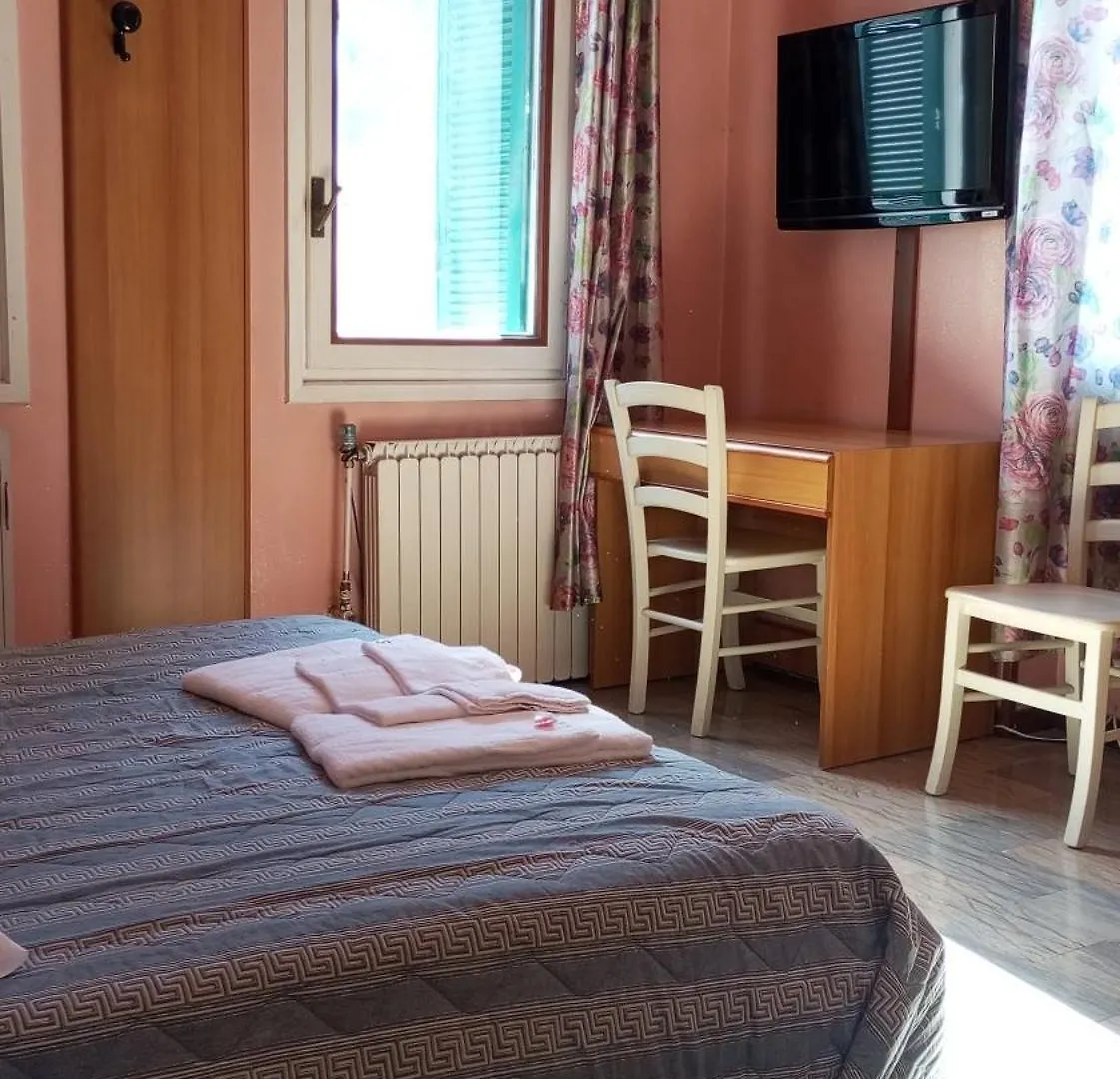 Sleep Well Hotel Total 2 Stelle Pisogne
