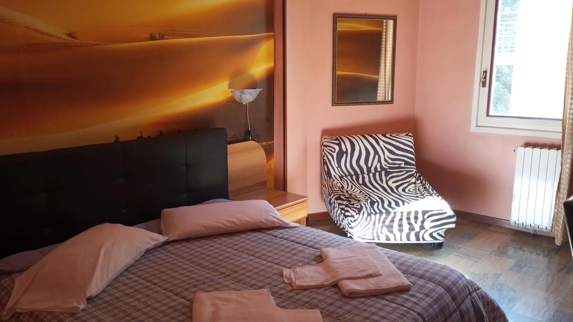 Sleep Well Hotel Total 2 Stelle Pisogne Italy